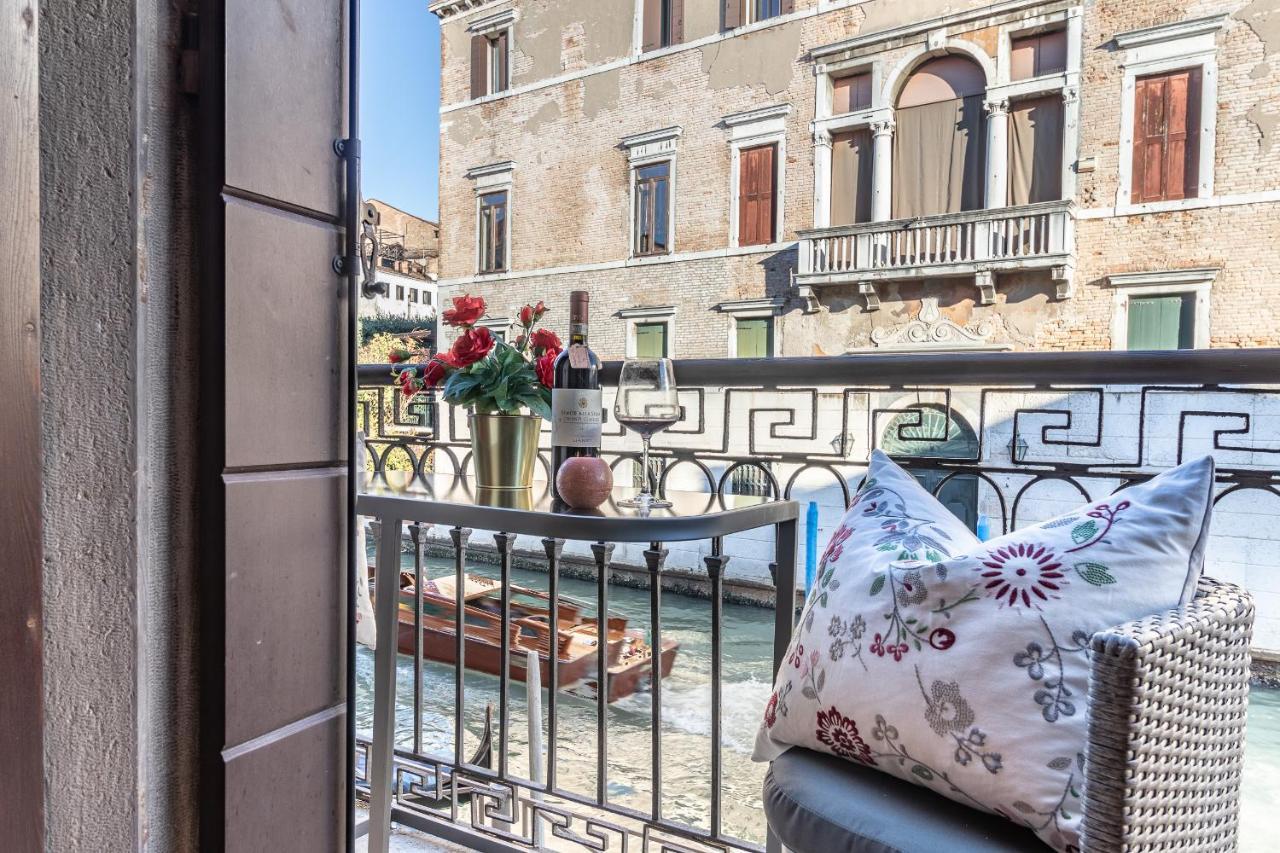 Italian Experience-Riva Degli Schiavoni Boutique Apartment Venecia Exterior foto